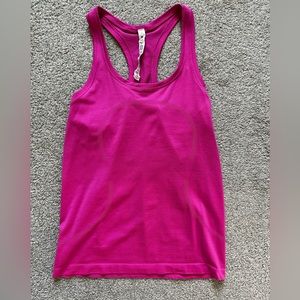 Sonic pink lululemon swiftly tech size 8